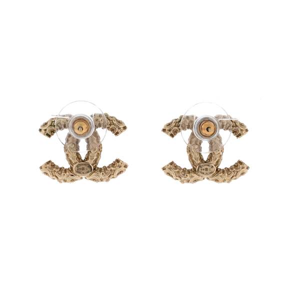 Chanel Cc Stud Earrings Metal With #235185C87B - Picture 2 of 3